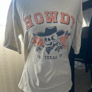 Howdy Graphic Tee - White